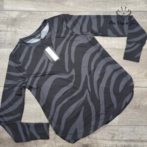 The Limited Black Zebra Athletic Long Sleeve Tee Size S